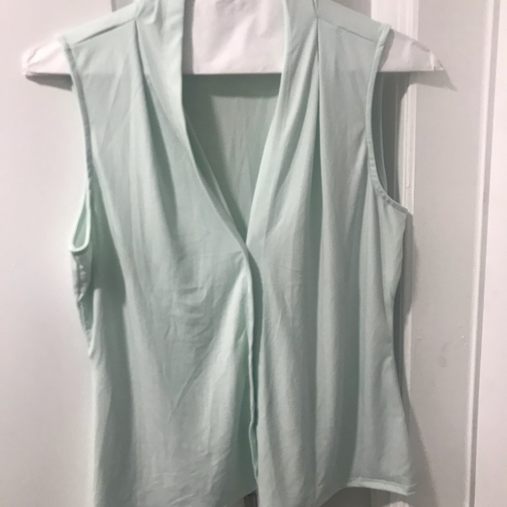 CALVIN KLEIN V neck sea foam sleeveless top